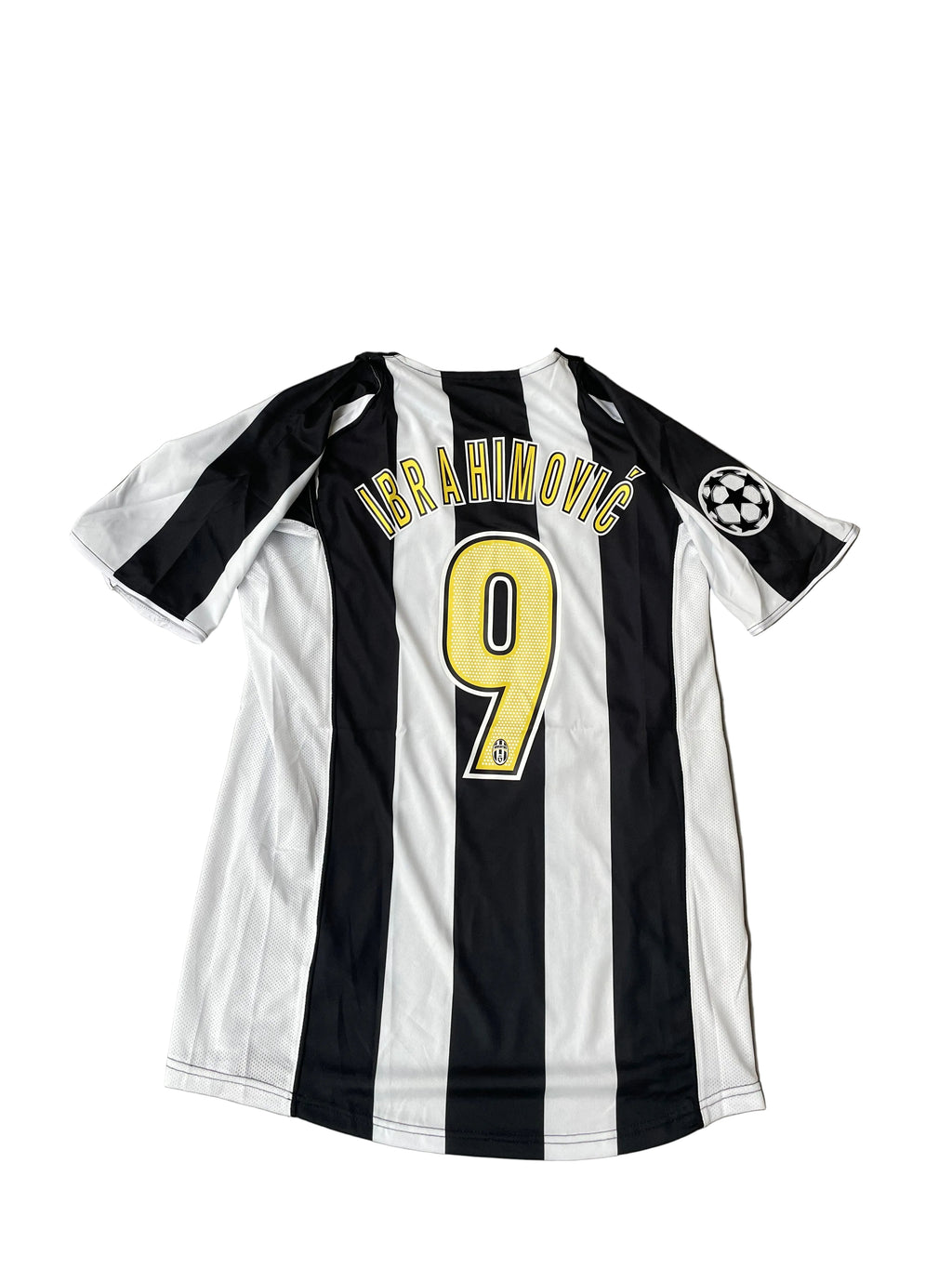 Ibrahimovic Juventus Home Shirt 2004/2005